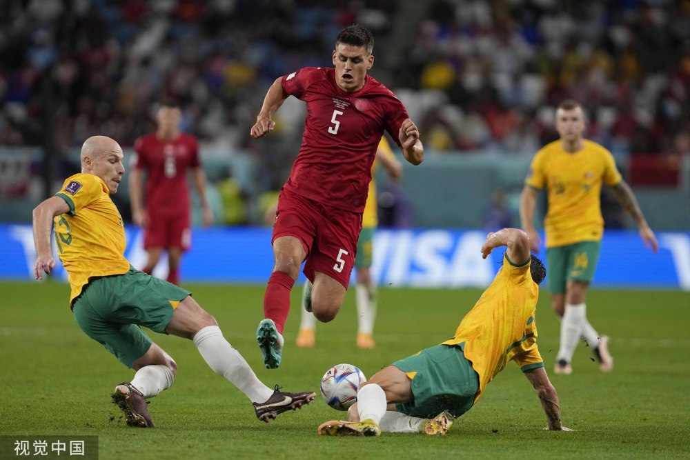 丹麦完胜法国，德利赫特爆发神勇