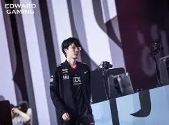 SBTC轻取EDG，Viper三分雨点燃全场