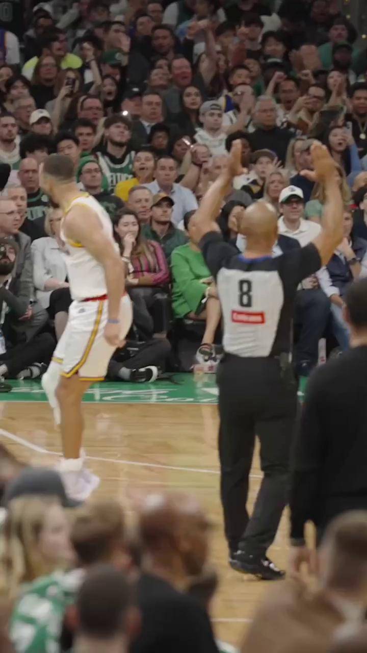 凯尔特人翻盘独行侠，德罗赞带队取胜