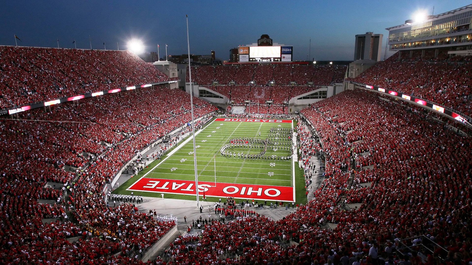 直击重点型,新王登基?爱德华兹狂轰42+8+6,客场力擒骑士