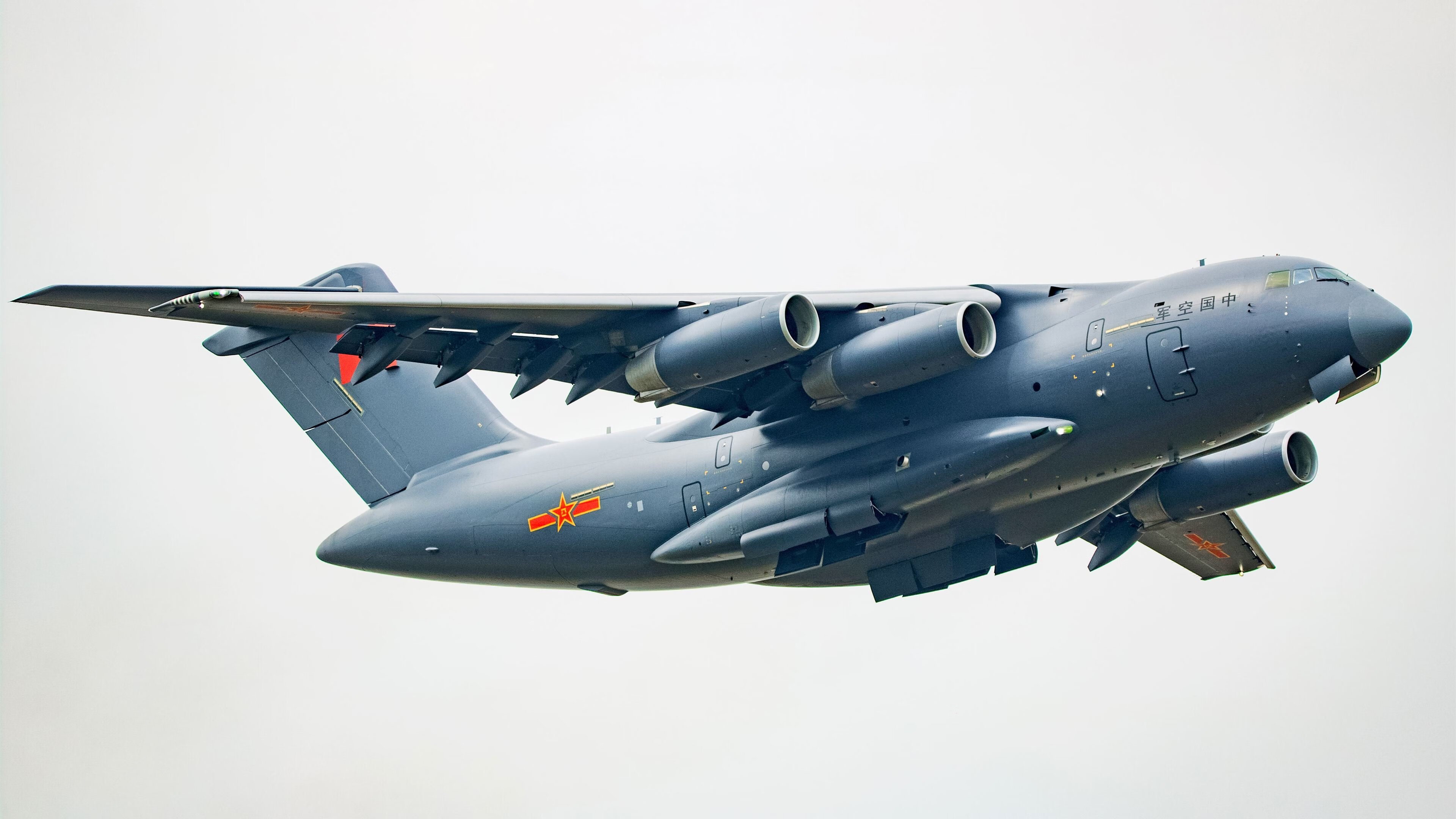 速度与高度的交响,F1新赛季揭幕战之夜与武切维奇的纪录交响曲