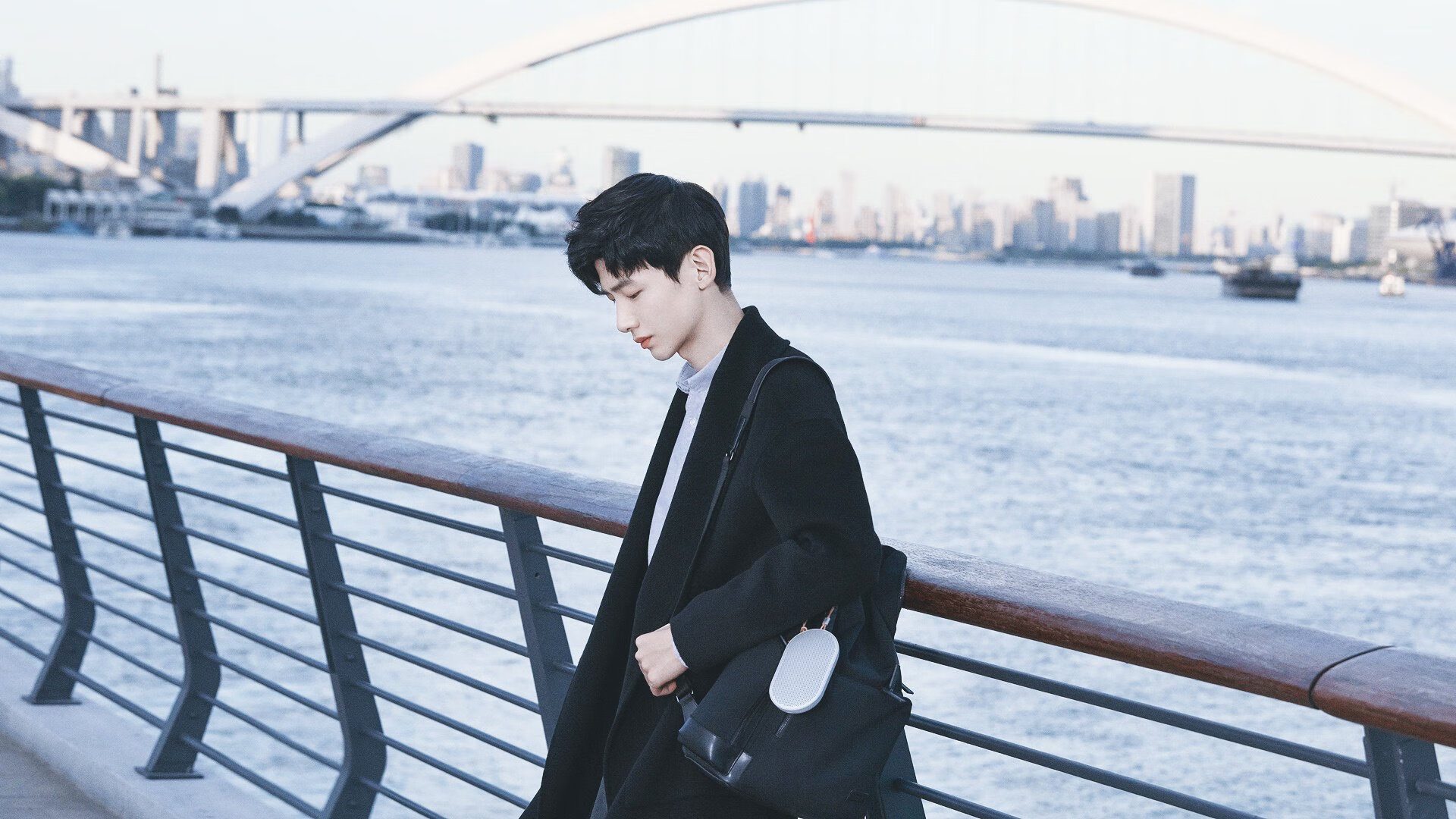 火山之间的静默，富安健洋在冰岛寒夜完成自我救赎