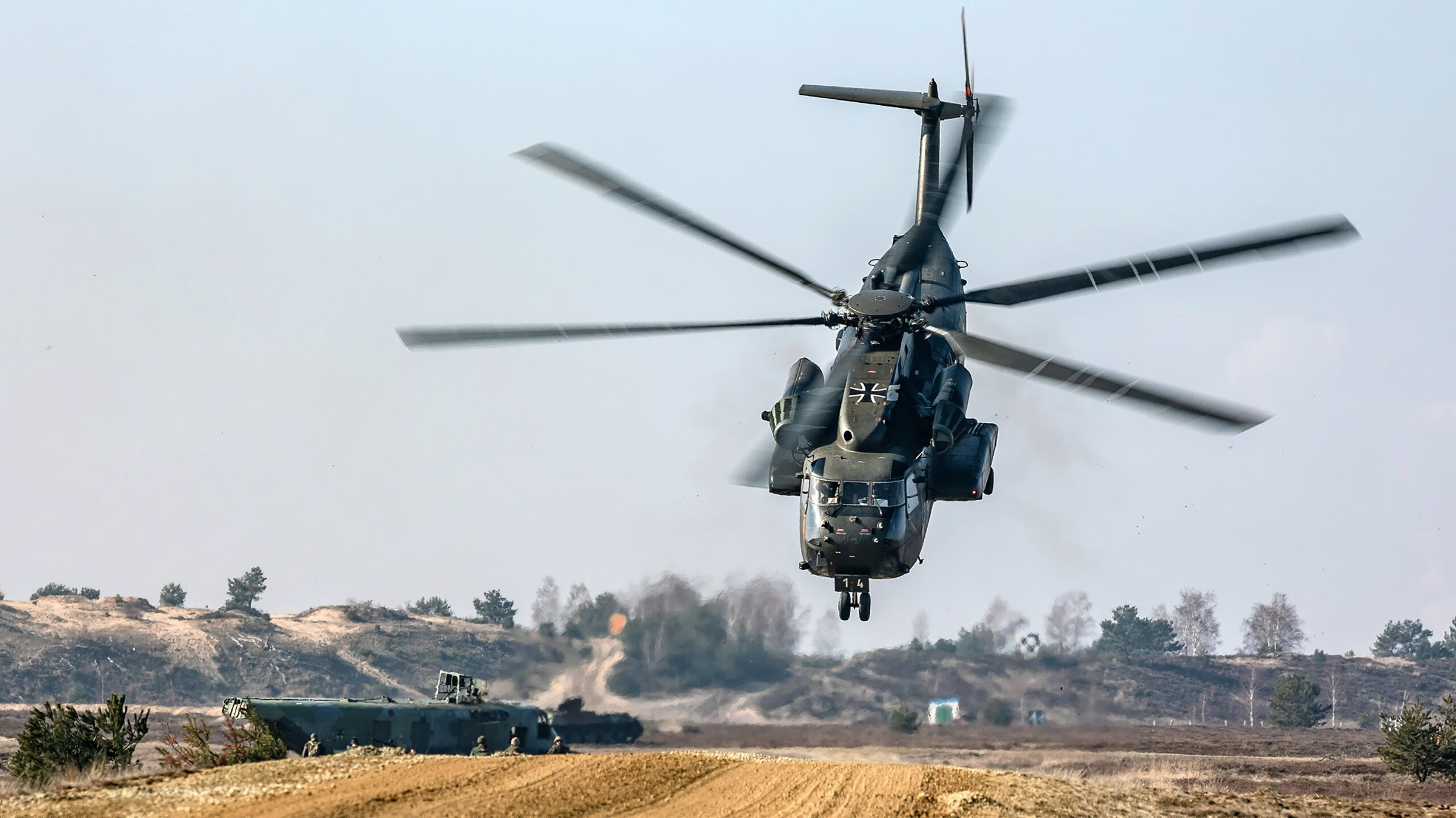 旧神苏醒，当伊拉克骑士在法兰西的黄昏吹响反击号角