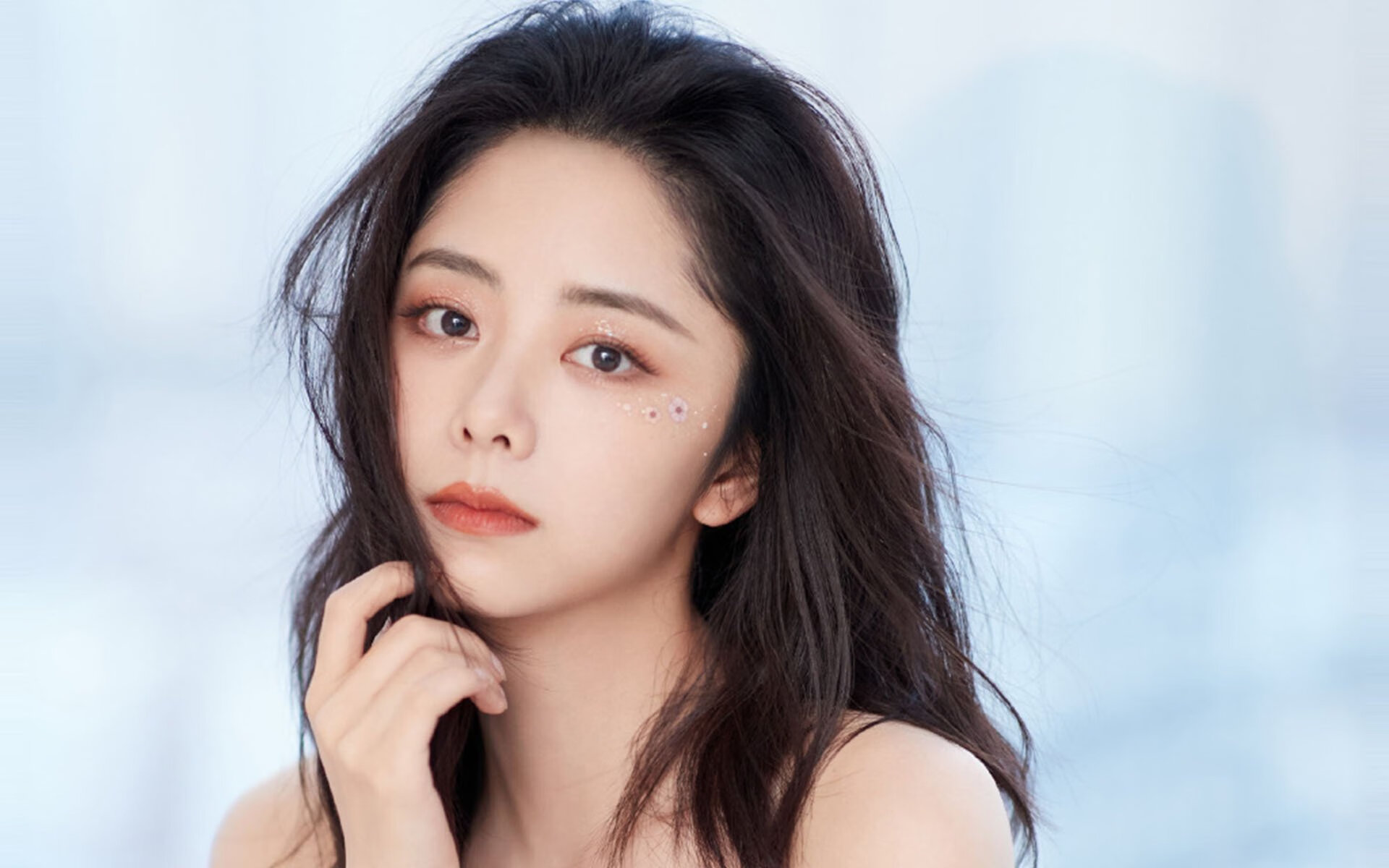 东决关键战之夜，当德里赫特化身防守终结者，一部只属于他的英雄大片上演