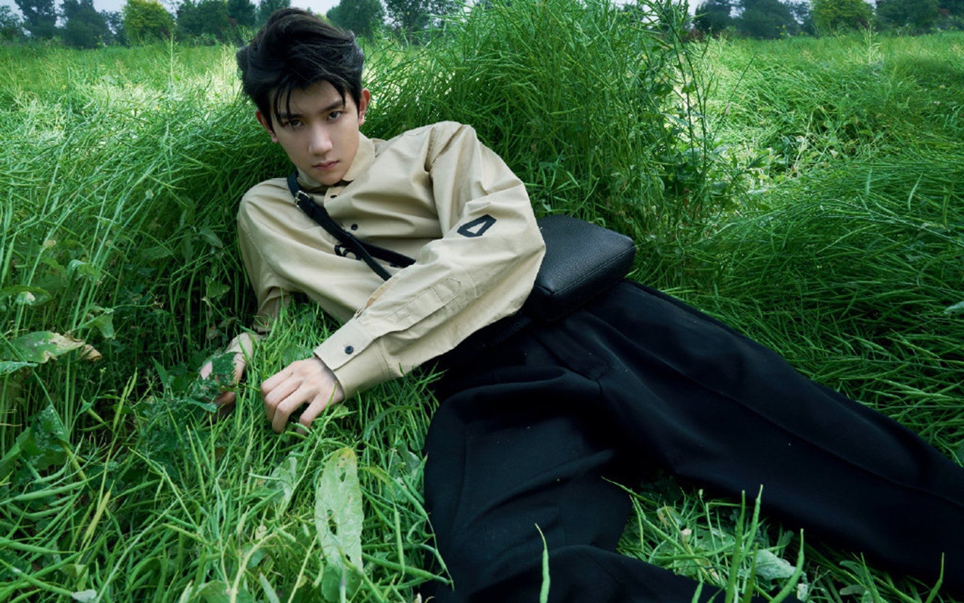 南美风暴席卷非洲沙漠,巴拉圭收割突尼斯,蒂亚戈F1揭幕战上演接管艺术