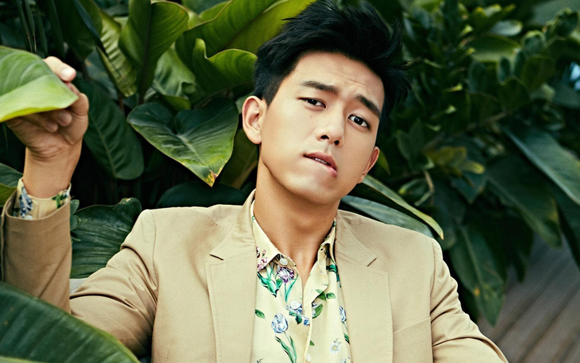 萨拉赫爆发，奥地利决胜局带走巴拉圭，体育之夜的命运交响