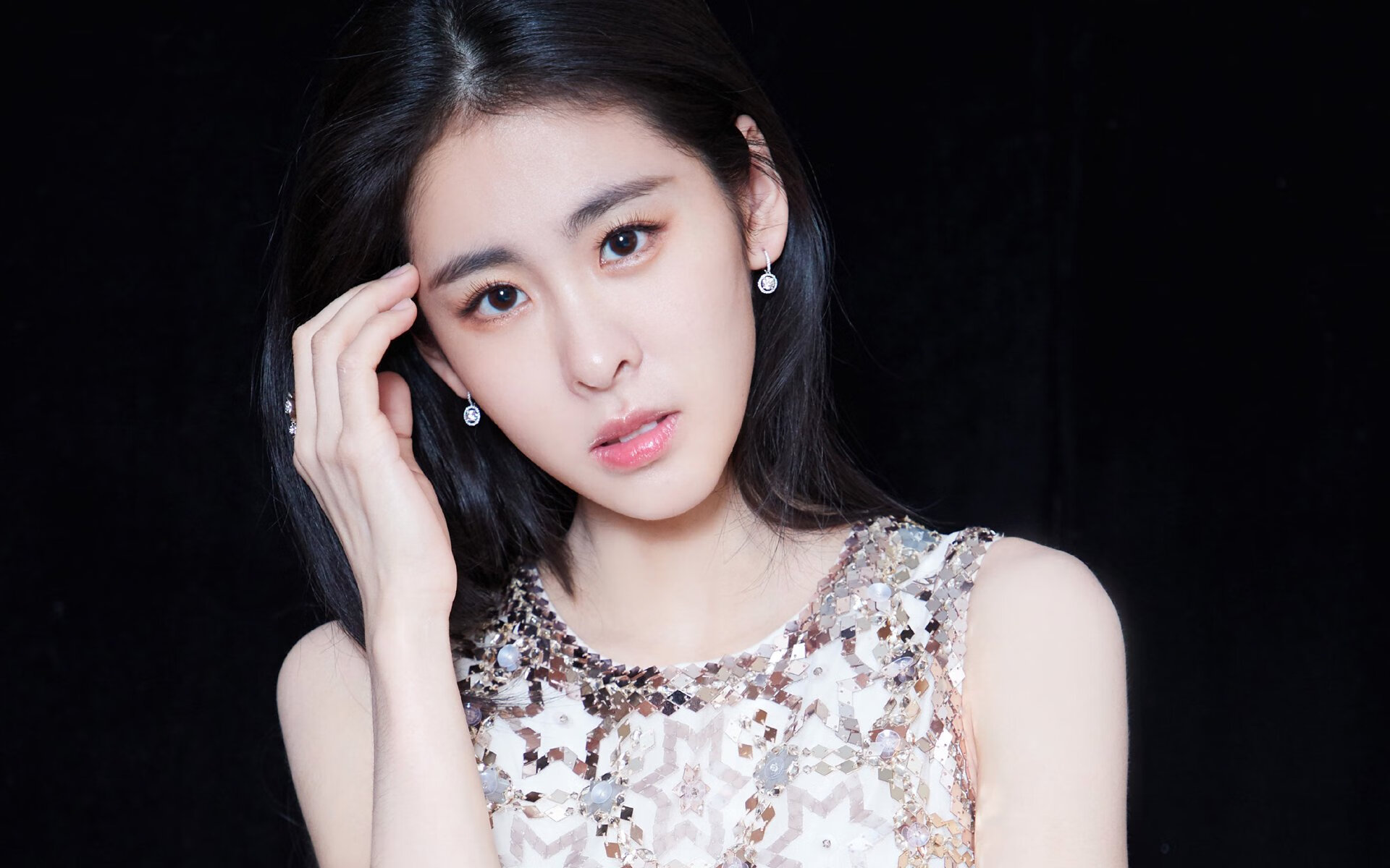 蛰伏之狮觉醒！努涅斯狂飙两射一传，摩纳哥客场制霸瑞典